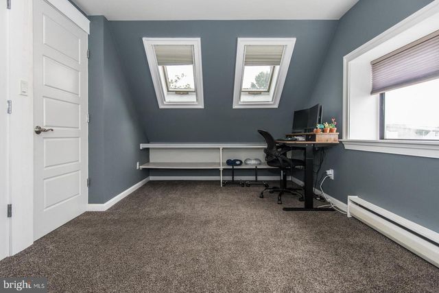 23 BEGONIA LN, Levittown, PA 19054