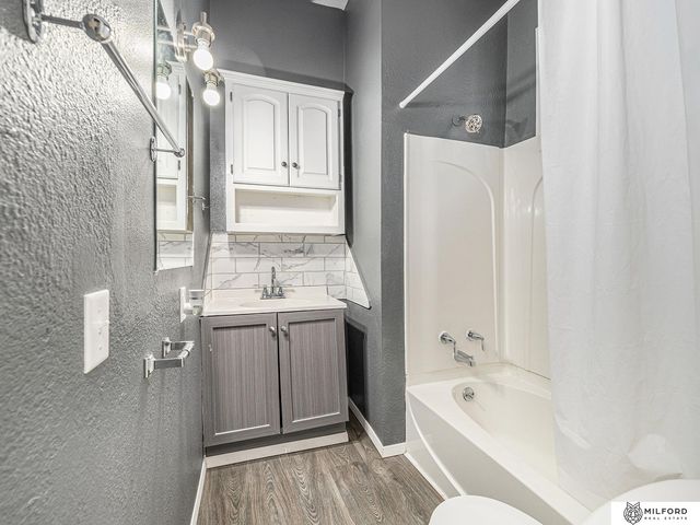 2523 Wirt Street, Omaha, NE 68111