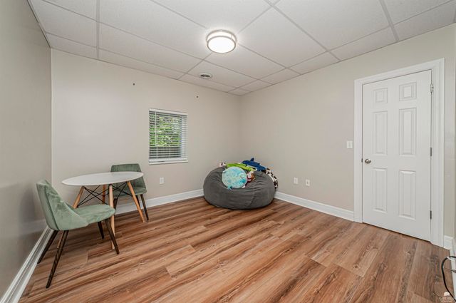 115 Harvard Pl, Manhattan, KS 66502