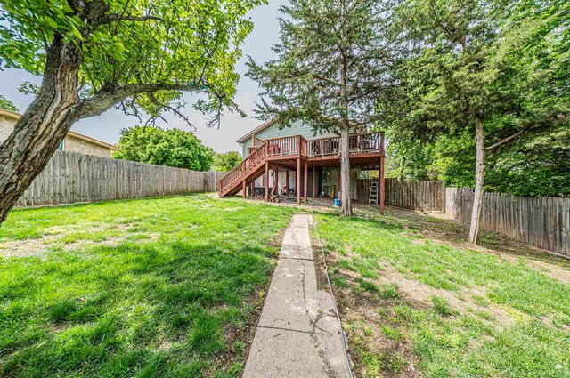 115 Harvard Pl, Manhattan, KS 66502