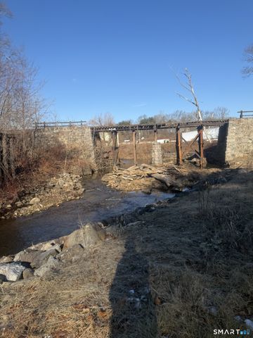 146 South Riverside Avenue, Plymouth, CT 06786