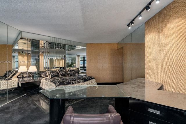 5500 Collins Ave 304, Miami Beach, FL 33140