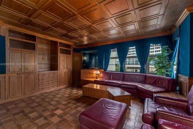 5500 Collins Ave 304, Miami Beach, FL 33140