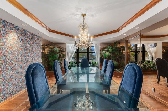 5500 Collins Ave 304, Miami Beach, FL 33140