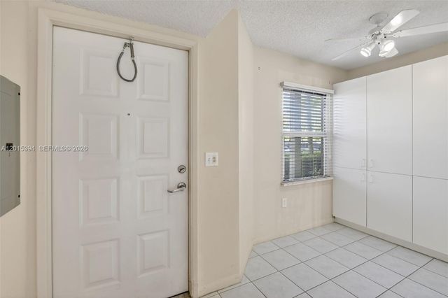 700 SW 137th Ave 110H, Pembroke Pines, FL 33027