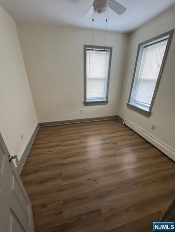 166 Westminster Place 2R, Lodi, NJ 07644