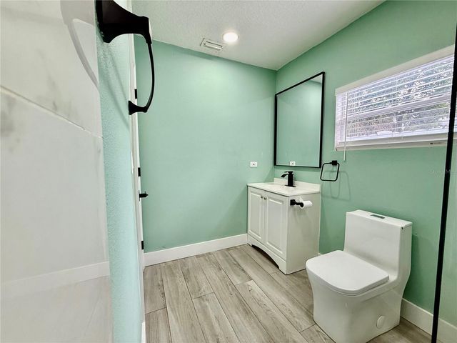 1813 E WOOD STREET, Tampa, FL 33604