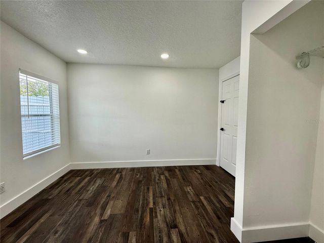 1813 E WOOD STREET, Tampa, FL 33604