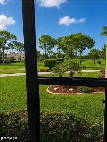 5765 Trailwinds DR 111, Fort Myers, FL 33907