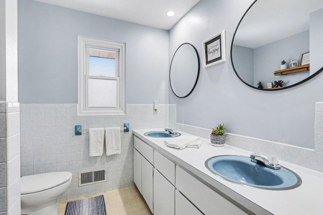 811 SE Boutell Road, Essexville, MI 48732