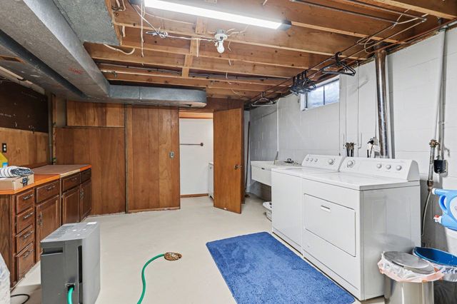 811 SE Boutell Road, Essexville, MI 48732