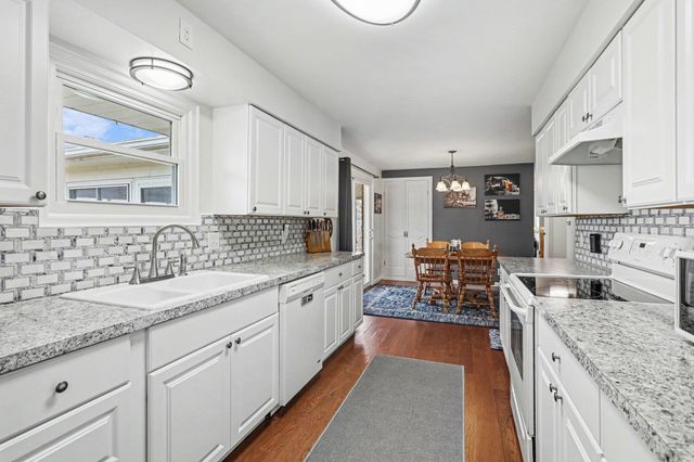 811 SE Boutell Road, Essexville, MI 48732