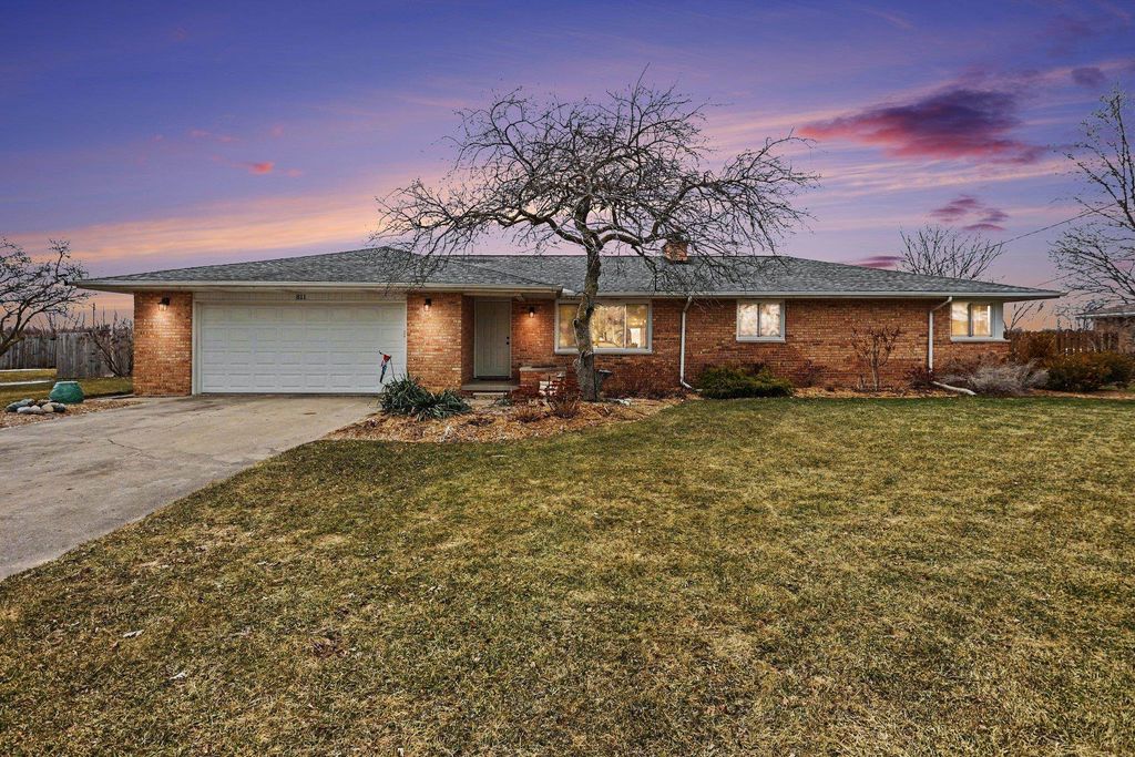 811 SE Boutell Road, Essexville, MI 48732