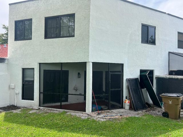 255 NW 36th Avenue, Deerfield Beach, FL 33442