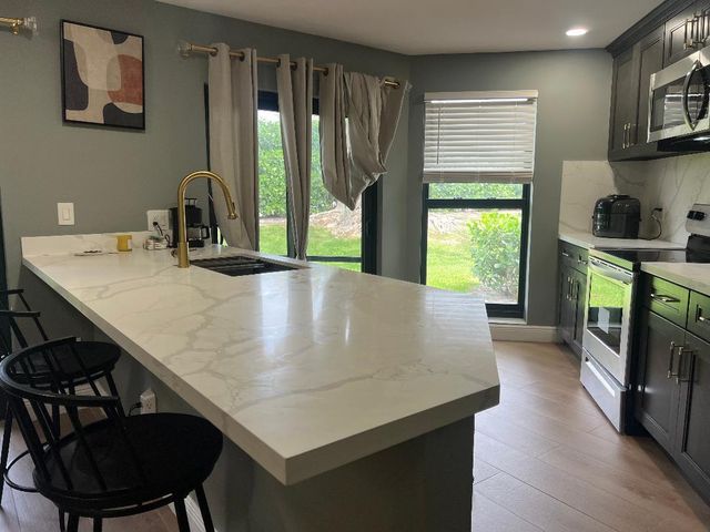 255 NW 36th Avenue, Deerfield Beach, FL 33442