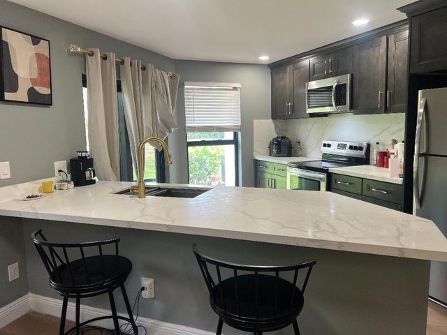 255 NW 36th Avenue, Deerfield Beach, FL 33442