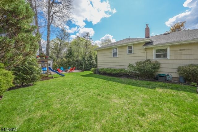 2 Dogwood Ter, Livingston Twp., NJ 07039