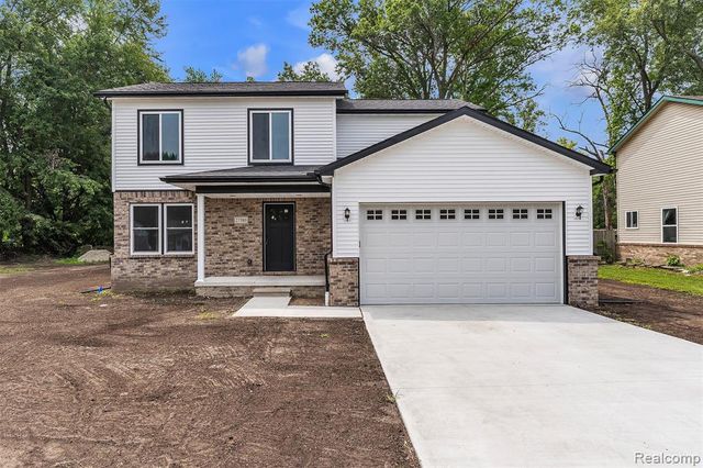 27380 Leroy Street, Taylor, MI 48180
