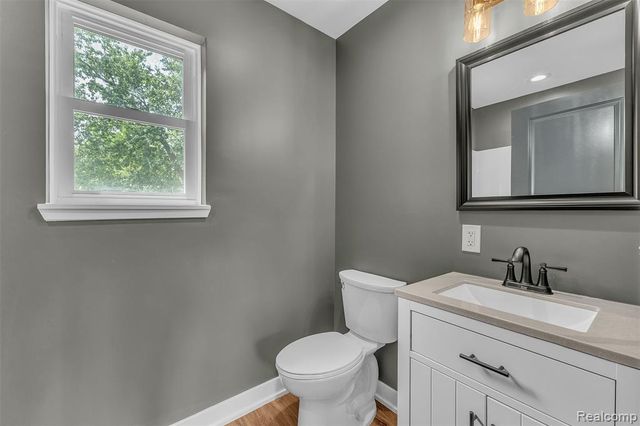 27380 Leroy Street, Taylor, MI 48180