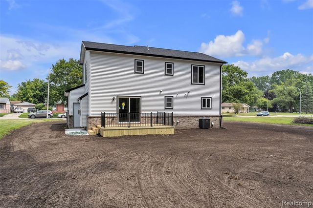 27380 Leroy Street, Taylor, MI 48180