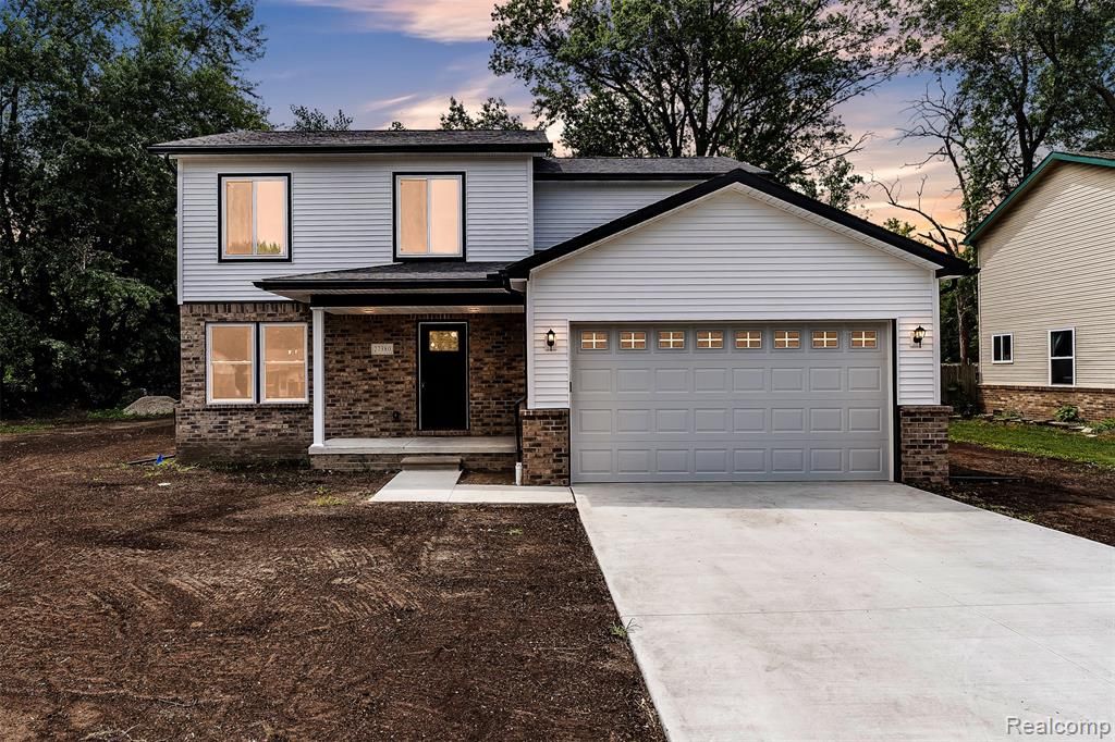 27380 Leroy Street, Taylor, MI 48180