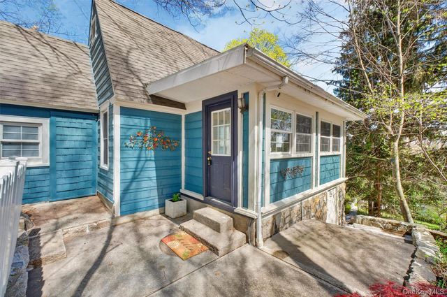 115 Tanglewylde Road, Lake Peekskill, NY 10537