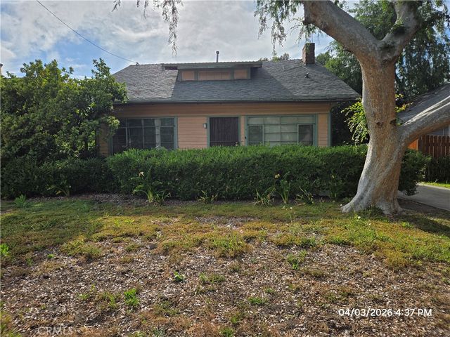 871 S Los Robles Avenue, Pasadena, CA 91106