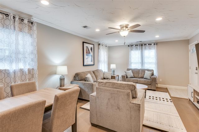 4806 W University Boulevard, Dallas, TX 75209