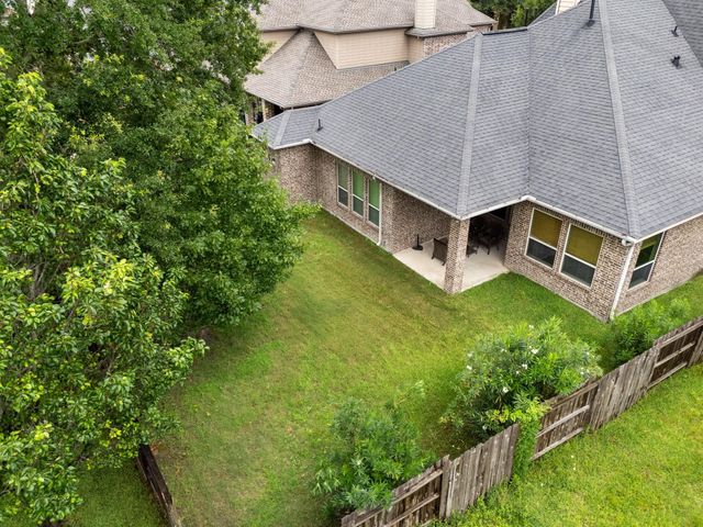 8126 Spreadwing Street, Conroe, TX 77385
