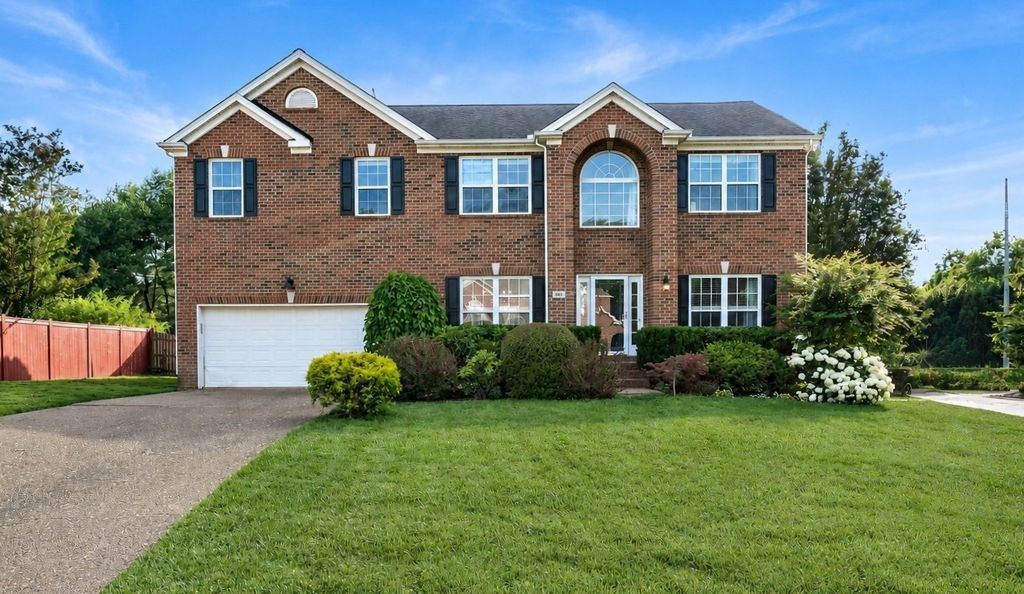 805 Wickshire Dr, Brentwood, TN 37027