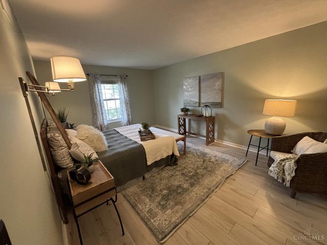 932 Saffron Lane, Miami Twp, OH 45150