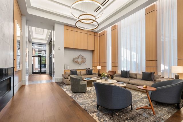 380 Harrison Ave 1118, Boston, MA 02118