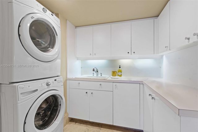 5025 Collins Ave 1103-1104-1105, Miami Beach, FL 33140