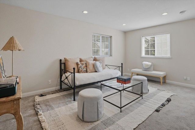 980 30th Avenue, Santa Cruz, CA 95062