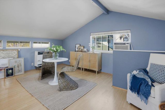 980 30th Avenue, Santa Cruz, CA 95062