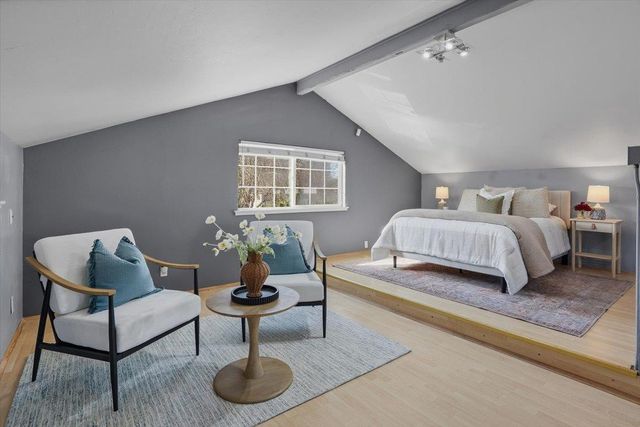 980 30th Avenue, Santa Cruz, CA 95062