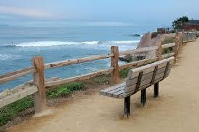 980 30th Avenue, Santa Cruz, CA 95062