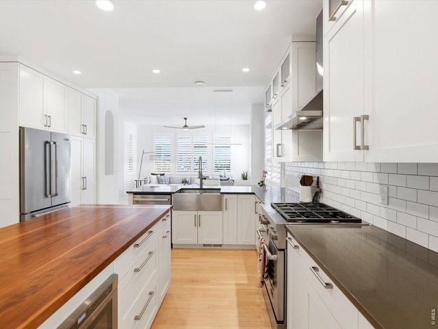 877 S Terrace Cir, Boulder, CO 80304
