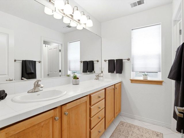 877 S Terrace Cir, Boulder, CO 80304