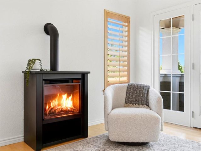 877 S Terrace Cir, Boulder, CO 80304