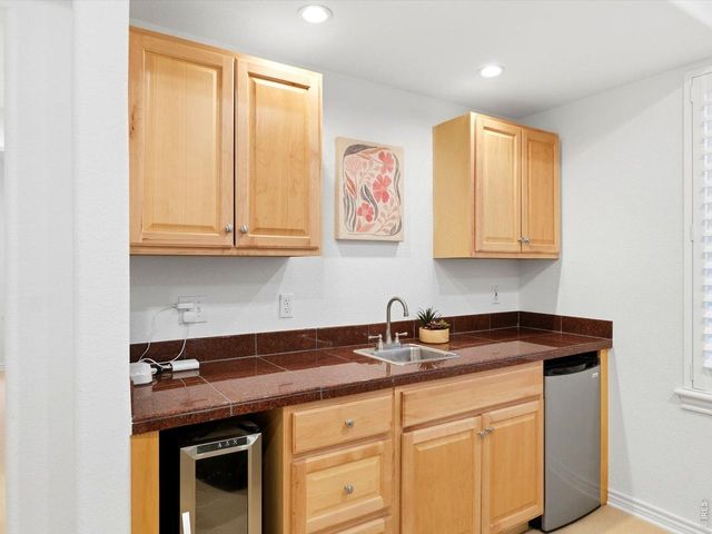 877 S Terrace Cir, Boulder, CO 80304