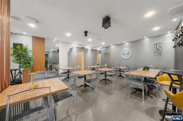 526 Anderson Avenue, Cliffside Park, NJ 07010