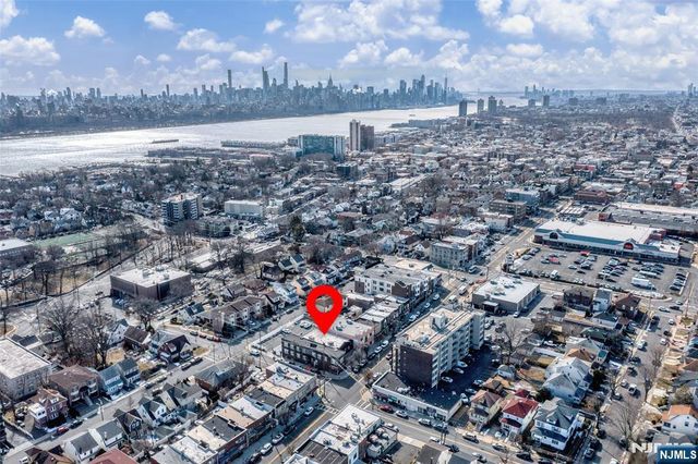 526 Anderson Avenue, Cliffside Park, NJ 07010