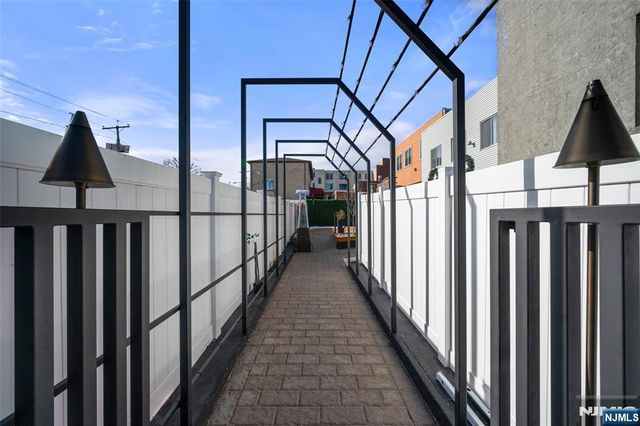 526 Anderson Avenue, Cliffside Park, NJ 07010