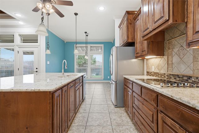 152 Ellis Farm Road, Hewitt, TX 76643