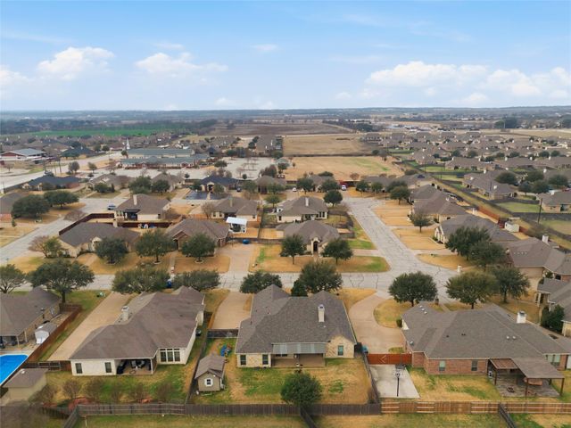 152 Ellis Farm Road, Hewitt, TX 76643