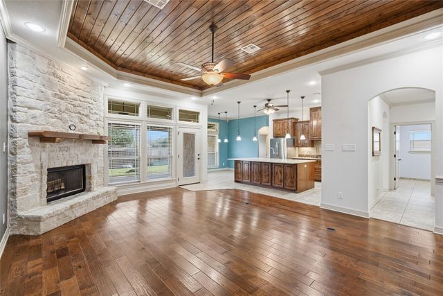 152 Ellis Farm Road, Hewitt, TX 76643