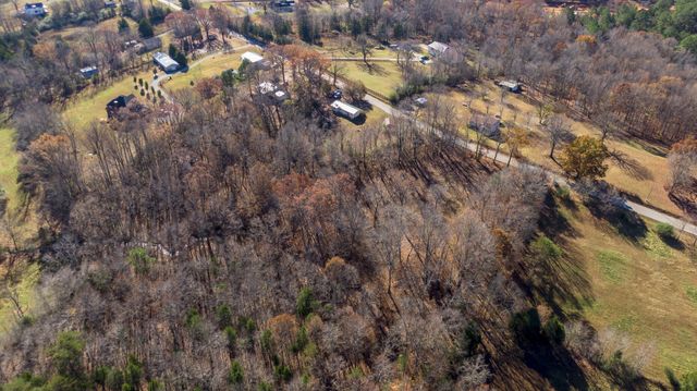 7368 Overbey Rd, Fairview, TN 37062