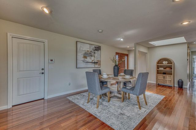15460 Oak Hills Drive, Salinas, CA 93907