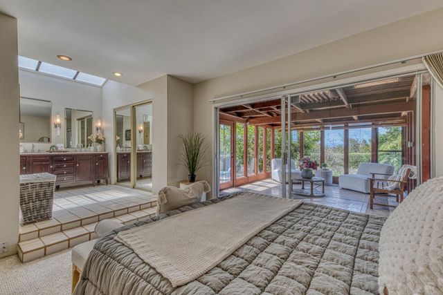 15460 Oak Hills Drive, Salinas, CA 93907